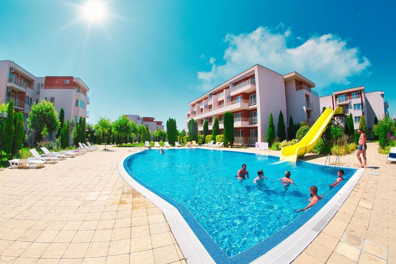 Holiday Fort Golf Club - Premium Apartments Sunny Beach Exterior photo