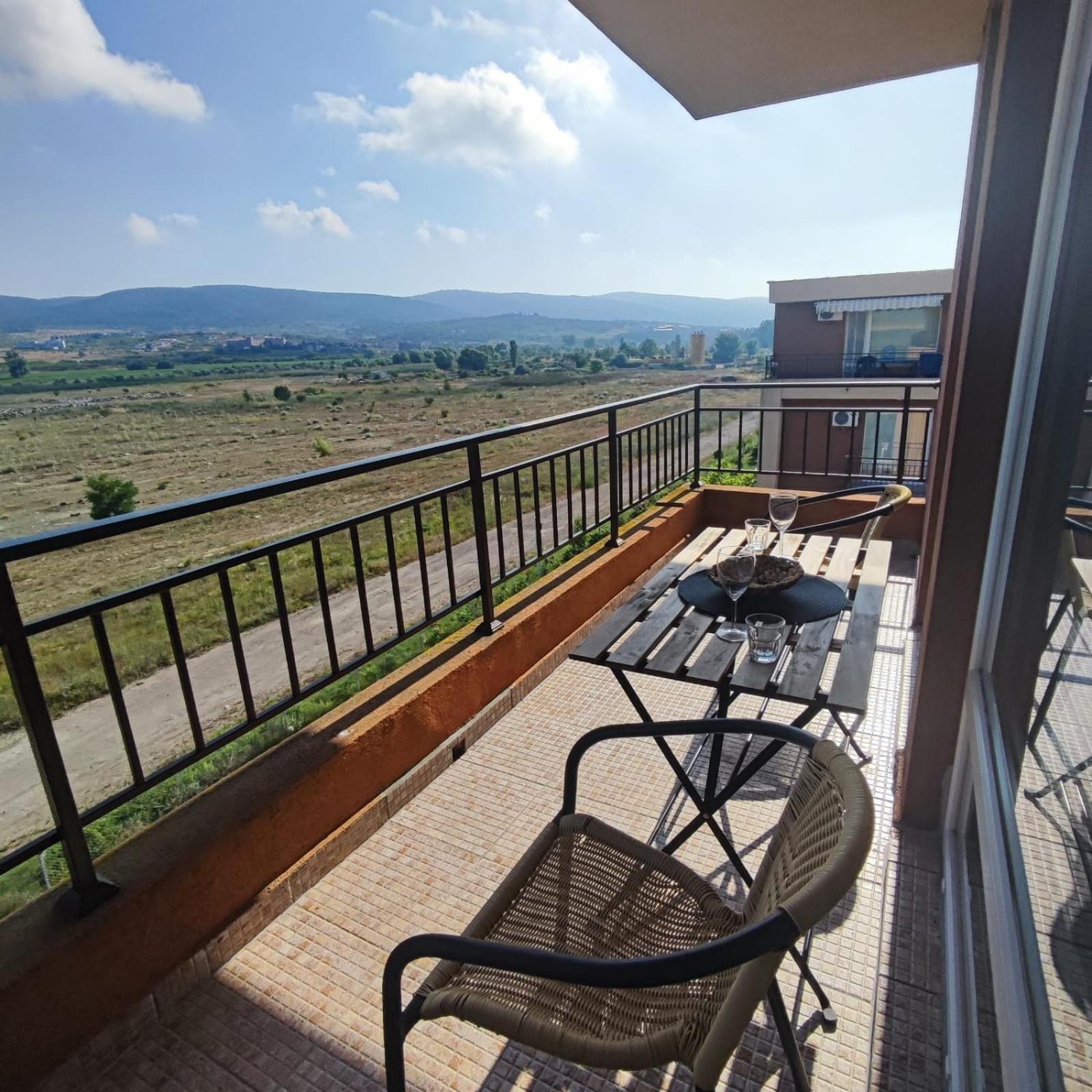 Holiday Fort Golf Club - Premium Apartments Sunny Beach Exterior photo