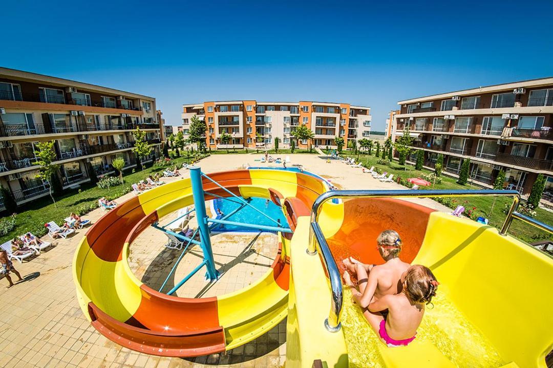 Holiday Fort Golf Club - Premium Apartments Sunny Beach Exterior photo